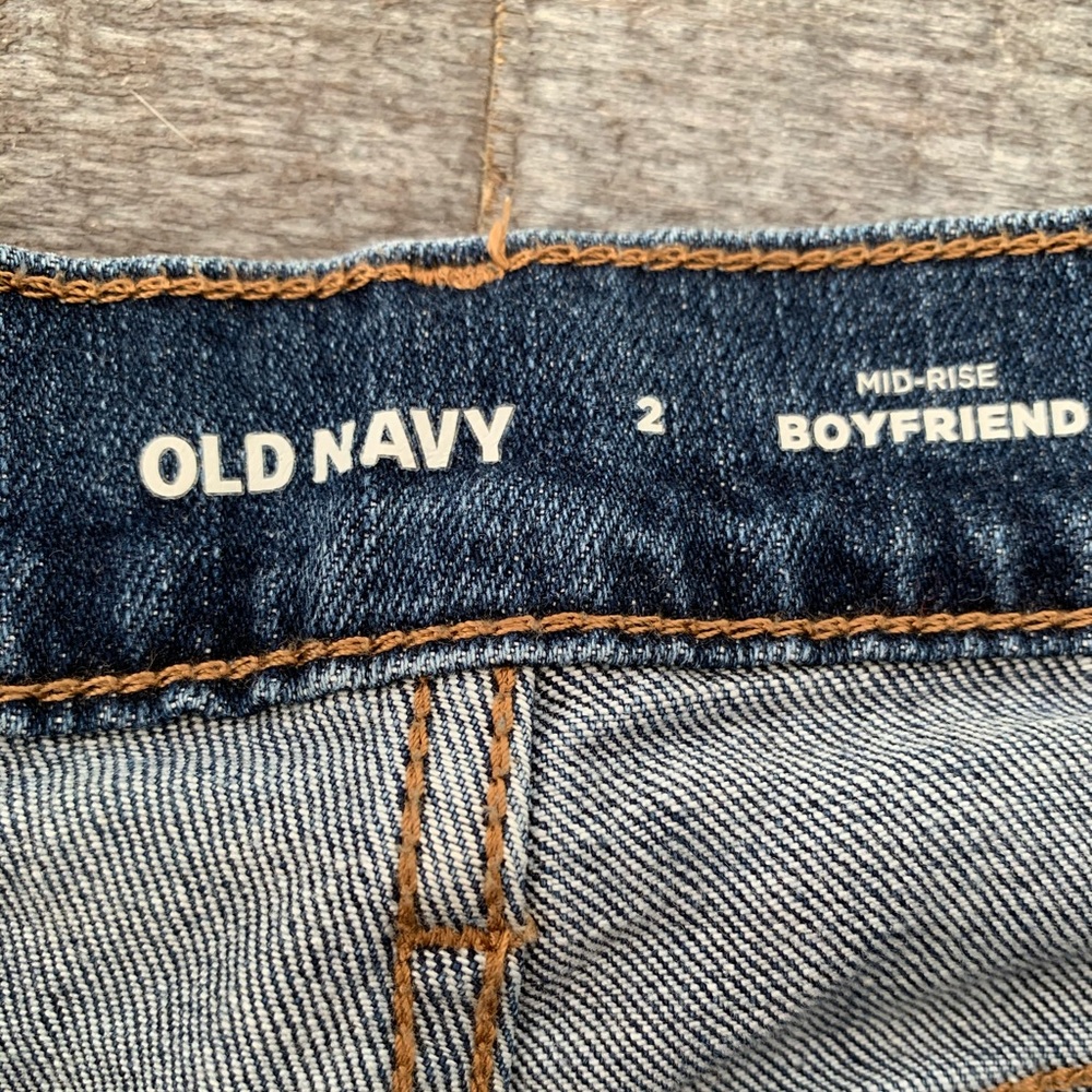 Old Navy Mid Rise Distressed Boyfriend Jeans - Picture 4 of 6